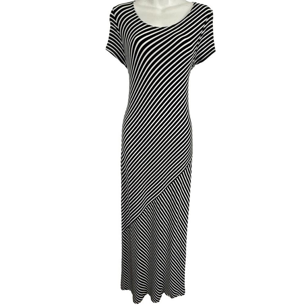 Chicos Travelers Slinky Knit Black White Striped Maxi Dress Short Sleeve sz 1/ M